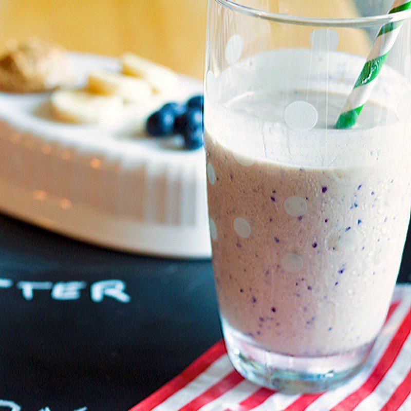 This gets my motor runnin\'! -> Peanut Butter Banana Blueberry Protein Smoothie - This gets my motor runnin\'! -> Peanut Butter Banana Blueberry Protein Smoothie -